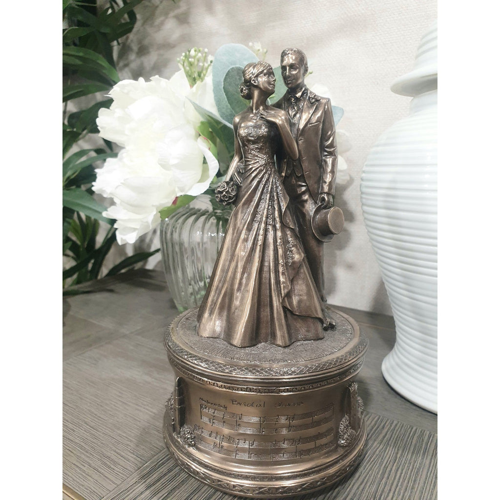 Just Married Music Box Genesis Genesis, Occasions, Wedding Love, ƒ?ª¶ø¶½ƒ??